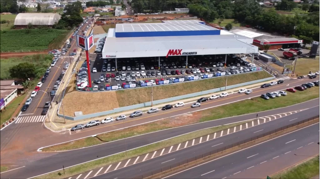 Vista aérea Max Atacadista em Medianeira
